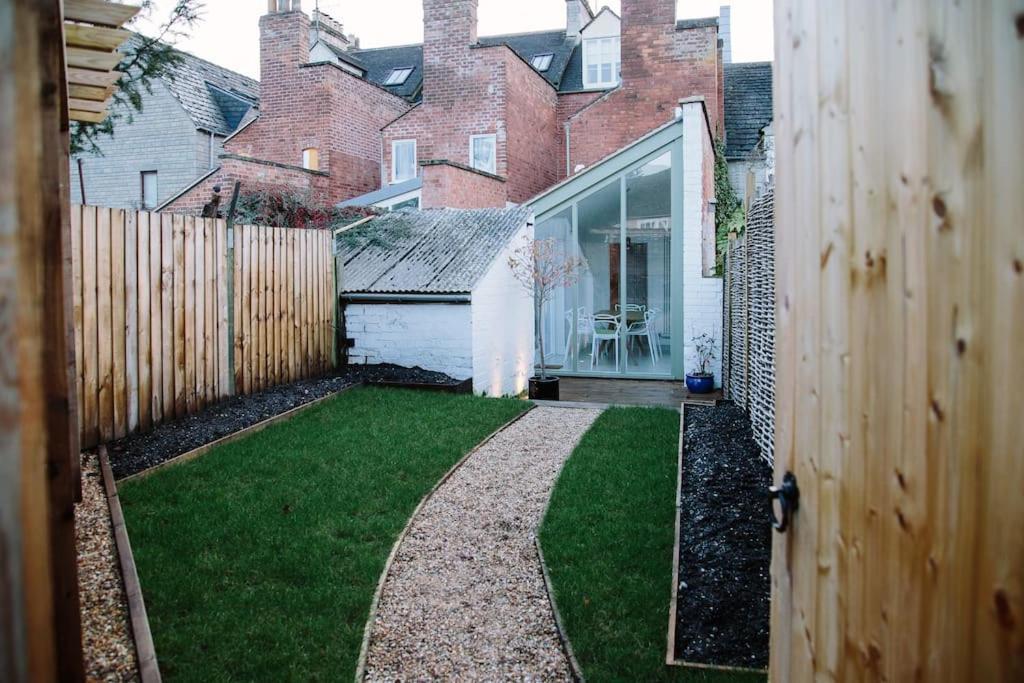 Beautiful House, Cirencester Centre, Parking Exterior photo